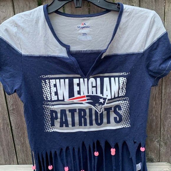 Majestic small Patriots tee!! - Picture 2 of 5
